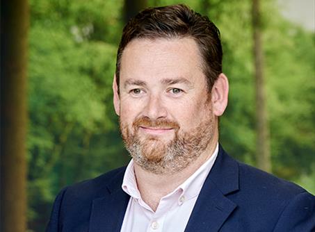 Sales director inspired by wife’s hearing dog to take on London Marathon